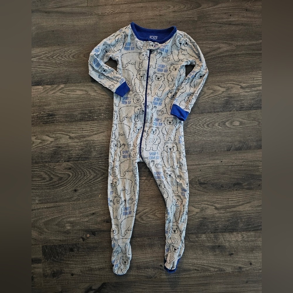 Boy sz2T The Children's Place Daddy's Tough Guy Footed Sleeper Pajamas Gray Blue